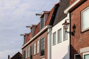 Koningin Máxima opent vernieuwd Tapijtmuseum